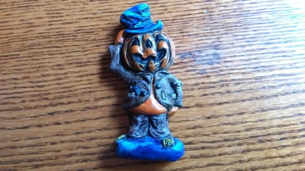 Halloween "Blow Mold" Magnet: Pumpkin man with top hat